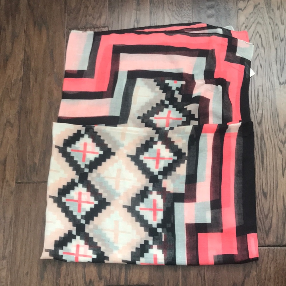 NWT printed scarf